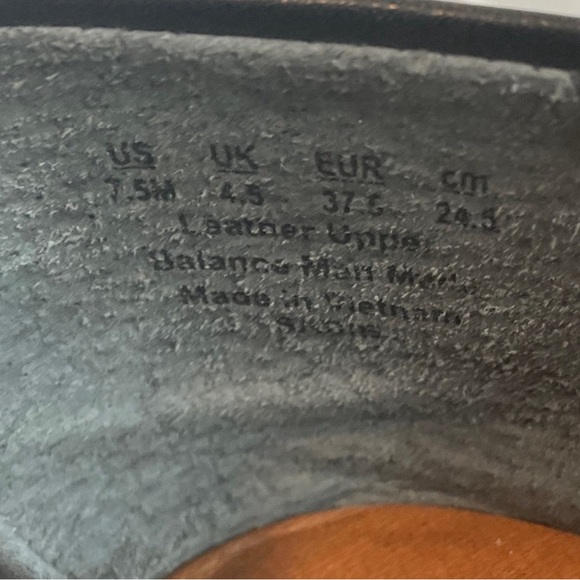 Zodiac Sadie 7.5 Black Leather Flat Shoes Slip On Woven Strap Work Casual Travel - Picture 7 of 12